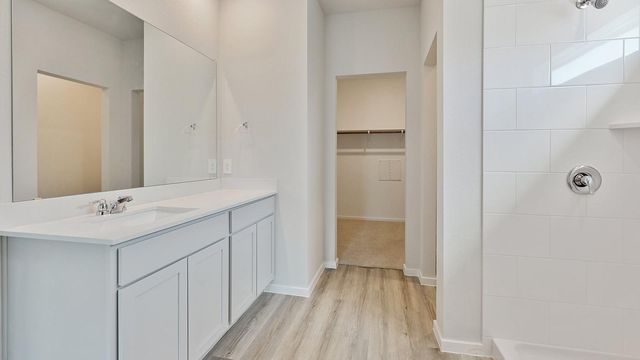 6830 Spur Creek Drive, Rosenberg, TX 77471