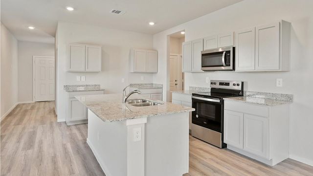 6830 Spur Creek Drive, Rosenberg, TX 77471