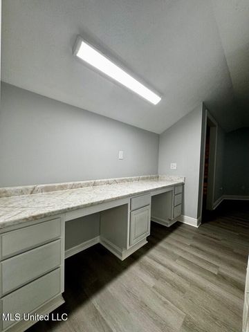 3099 Longfellow Drive, Bay Saint Louis, MS 39520