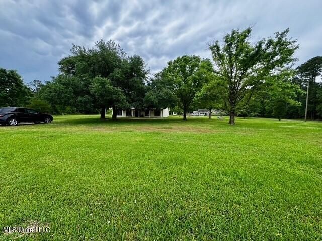 3099 Longfellow Drive, Bay Saint Louis, MS 39520