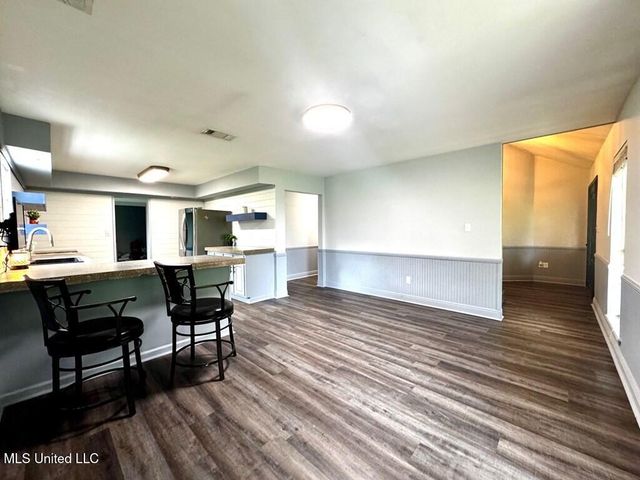 3099 Longfellow Drive, Bay Saint Louis, MS 39520