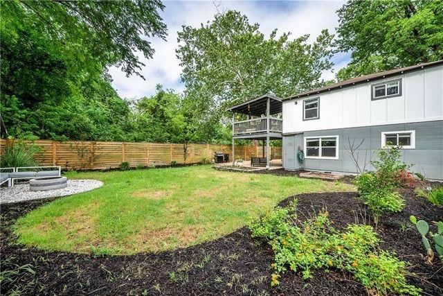 1119 Gunter ST B, Austin, TX 78702