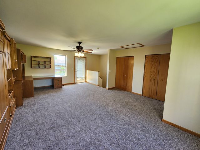 2363 E 70th Place B, Chicago, IL 60649