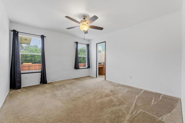 12601 Wayne Spur LN, Elgin, TX 78621