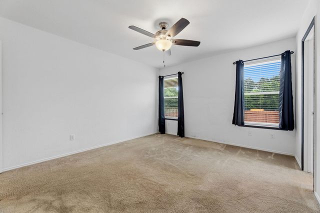 12601 Wayne Spur LN, Elgin, TX 78621