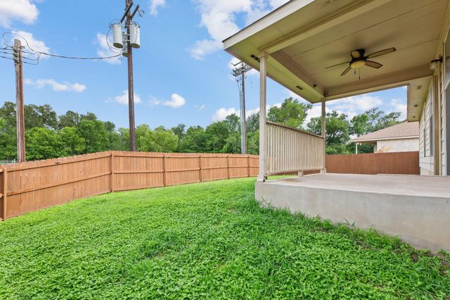 12601 Wayne Spur LN, Elgin, TX 78621