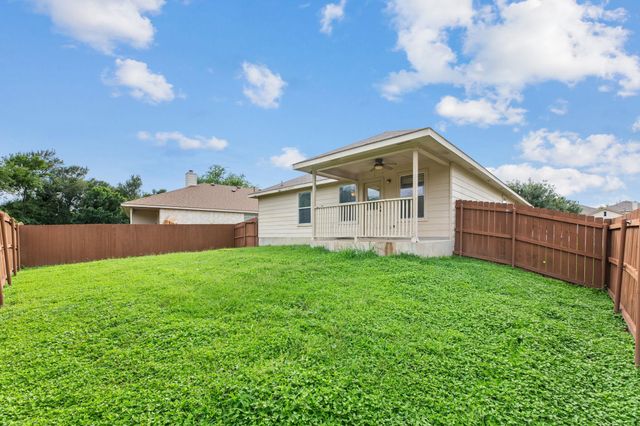 12601 Wayne Spur LN, Elgin, TX 78621