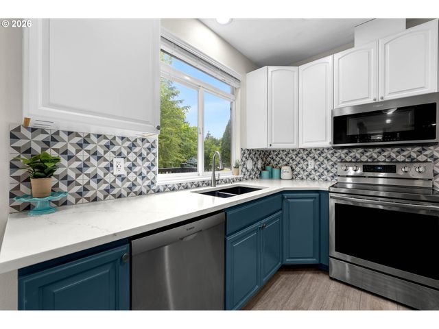 18400 Se 42ND Cir, Vancouver, WA 98683