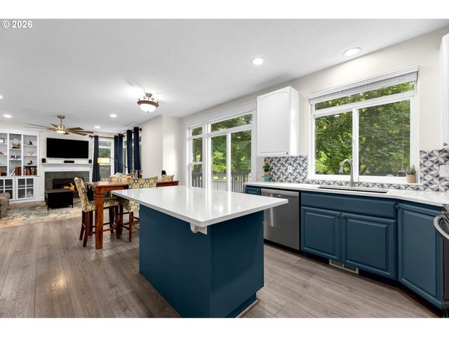 18400 Se 42ND Cir, Vancouver, WA 98683