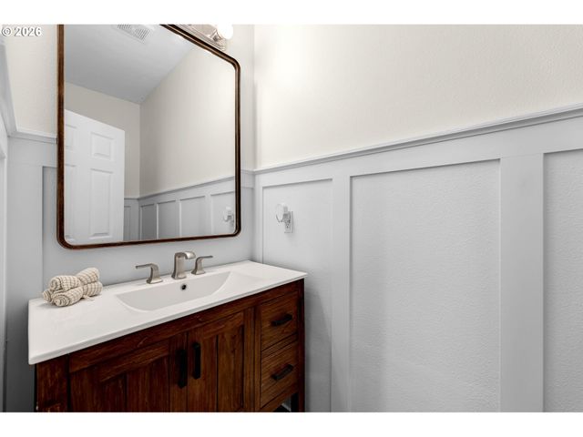 18400 Se 42ND Cir, Vancouver, WA 98683