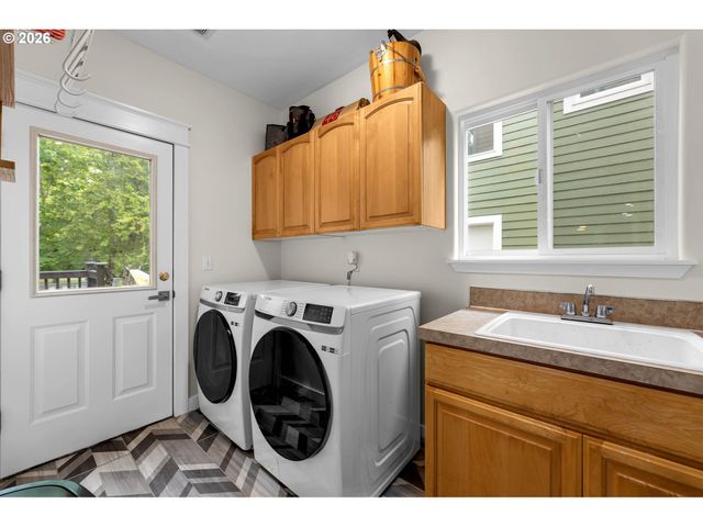 18400 Se 42ND Cir, Vancouver, WA 98683