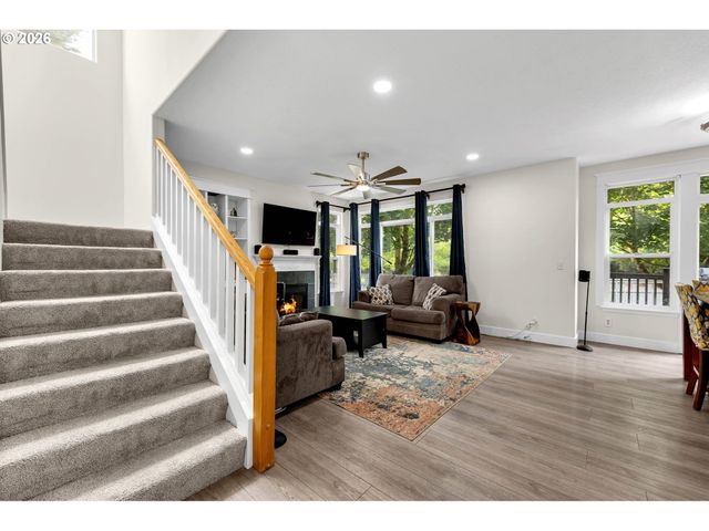 18400 Se 42ND Cir, Vancouver, WA 98683