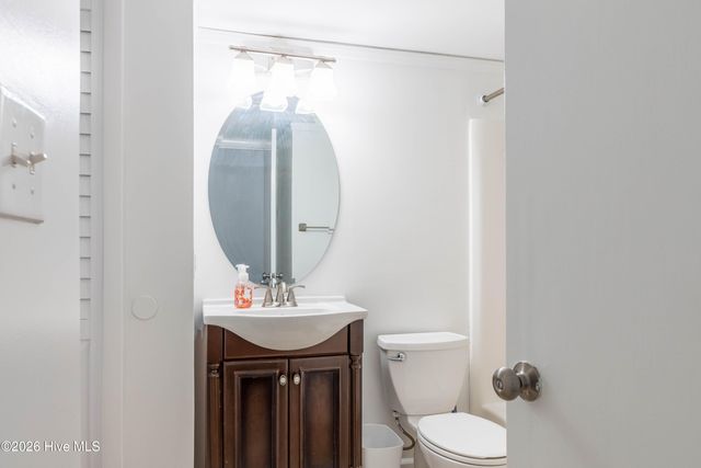 222 Carolina Beach Avenue N Unit 112, Carolina Beach, NC 28428