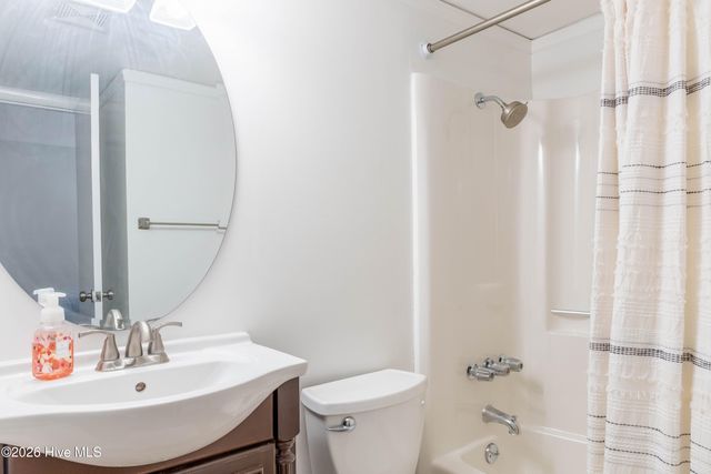 222 Carolina Beach Avenue N Unit 112, Carolina Beach, NC 28428