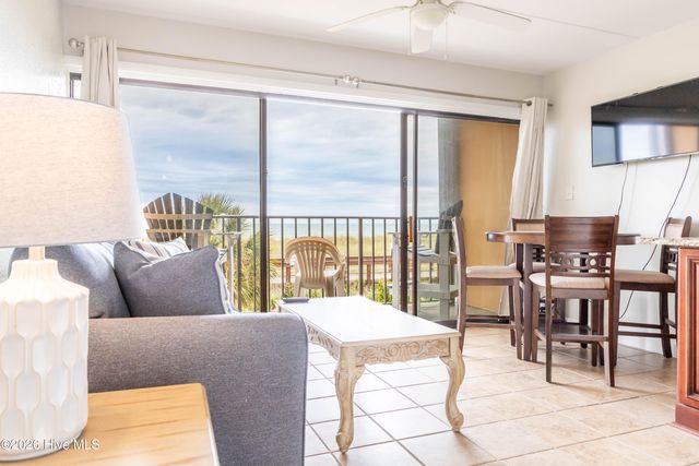 222 Carolina Beach Avenue N Unit 112, Carolina Beach, NC 28428