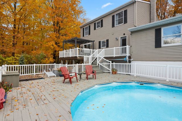 1179 N 4 Mile Road, East Bay Twp, MI 49696