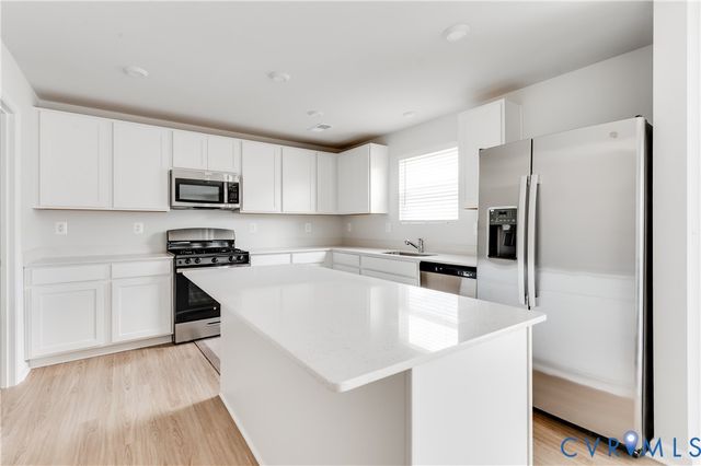332 Camerons Ferry Dr, Glen Allen, VA 23060