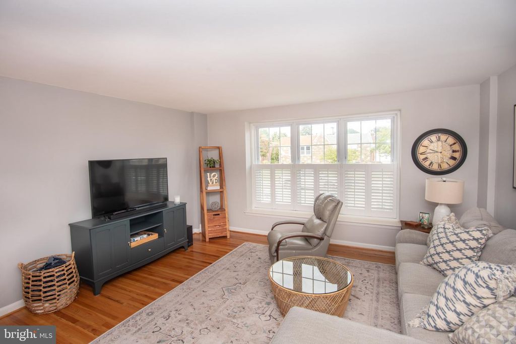 622 EMERSON ST, PHILADELPHIA, PA 19111 — photo 5