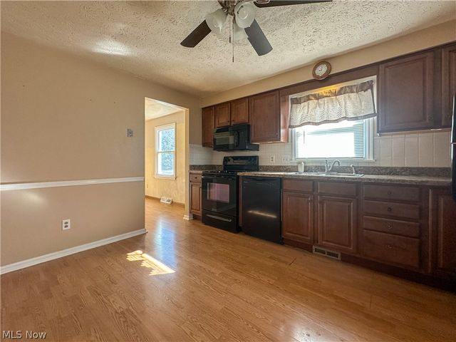 4363 Timberbrook Drive, Canfield, OH 44406