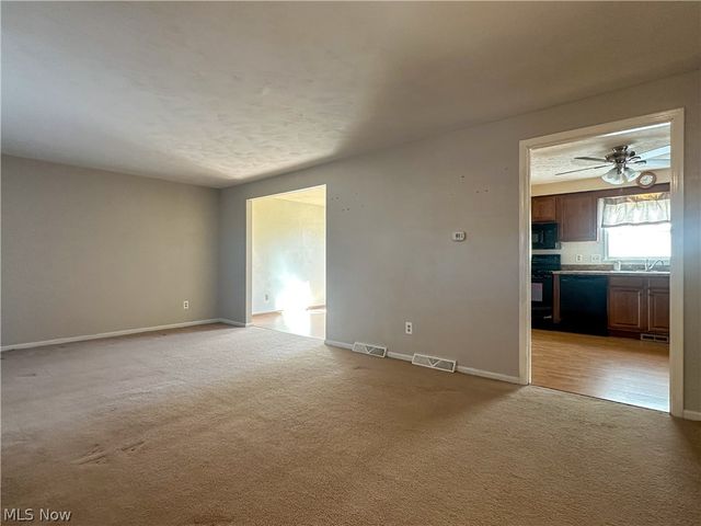 4363 Timberbrook Drive, Canfield, OH 44406