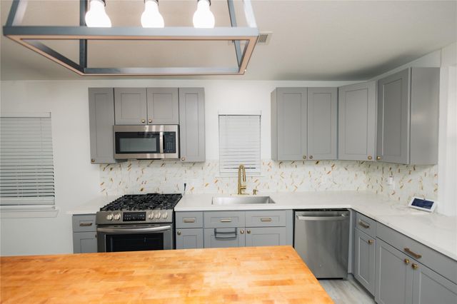 2202 4th Street, Galena Park, TX 77547