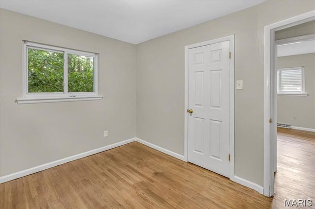 3368 Suncrest Avenue, Breckenridge Hills, MO 63114