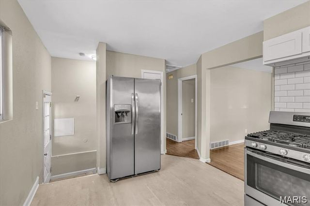 3368 Suncrest Avenue, Breckenridge Hills, MO 63114