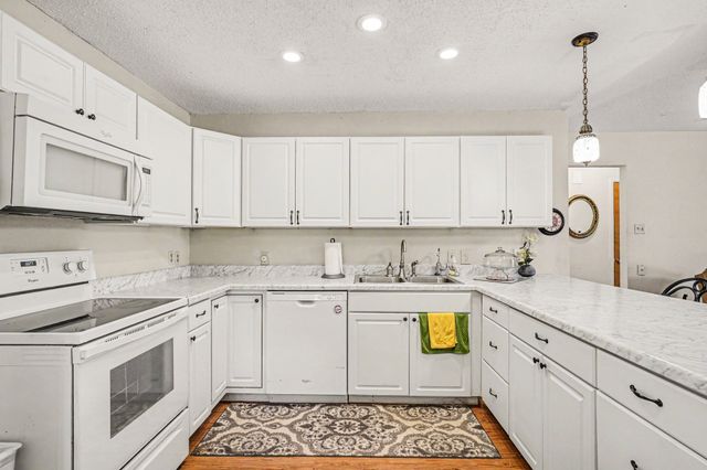 324 Ashwood Street, Azle, TX 76020