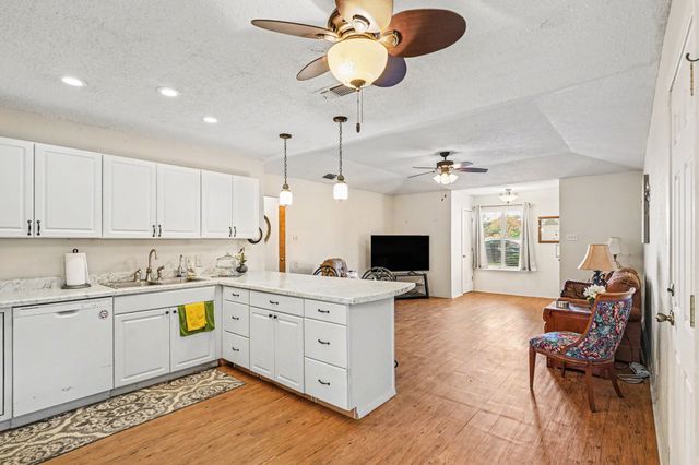 324 Ashwood Street, Azle, TX 76020