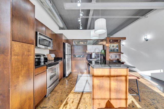 400 Salem Ave SW Unit 1F, Roanoke, VA 24016