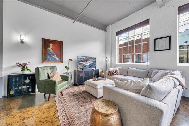 400 Salem Ave SW Unit 1F, Roanoke, VA 24016