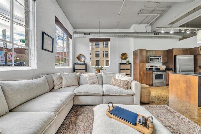 400 Salem Ave SW Unit 1F, Roanoke, VA 24016