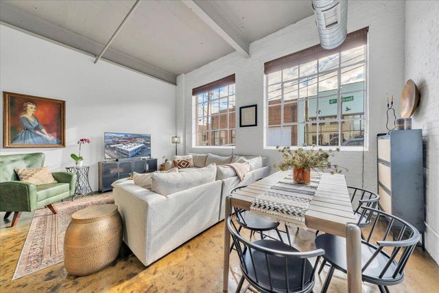 400 Salem Ave SW Unit 1F, Roanoke, VA 24016