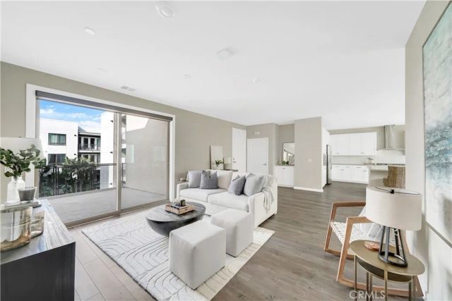 203 Bowery, Irvine, CA 92612