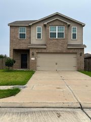 12214 Regatta Lane, Texas City, TX 77568