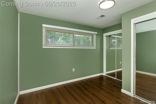 22400 Leewright Avenue, Southfield, MI 48033