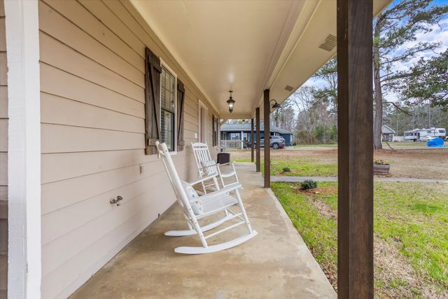 205 Live Oak Drive, Waynesboro, GA 30830