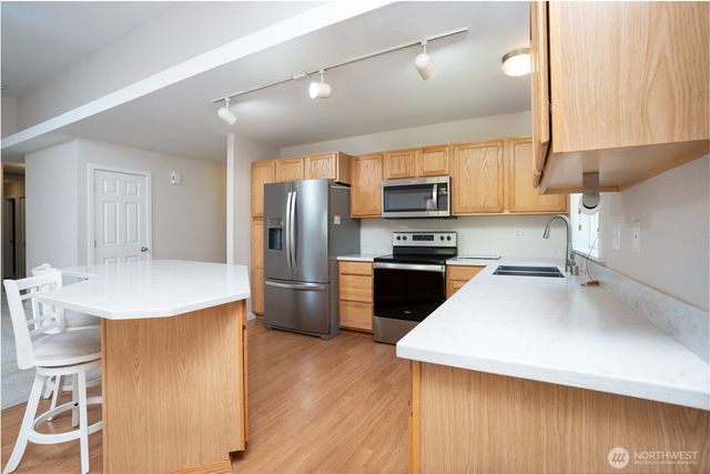 6415 54th Avenue NW, Gig Harbor, WA 98335