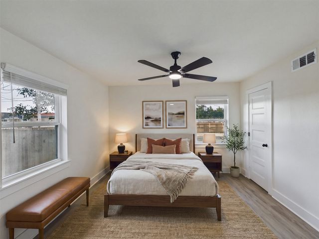 6405 Seco Boulevard, Dallas, TX 75217