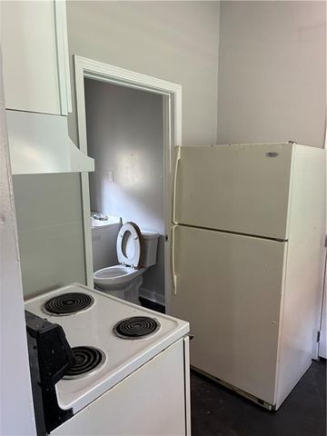 1054 State Street, Mobile, AL 36603