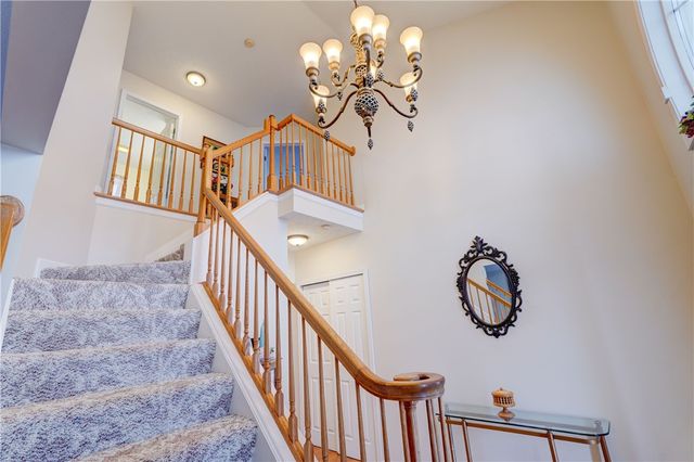 95 Guygrace Lane, Penfield, NY 14580