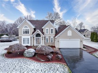 95 Guygrace Lane, Penfield, NY 14580
