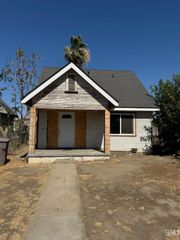814 Q Street, Bakersfield, CA 93304