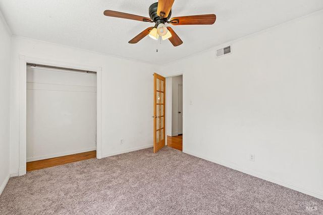 3013 Mono Dr, Santa Rosa, CA 95403