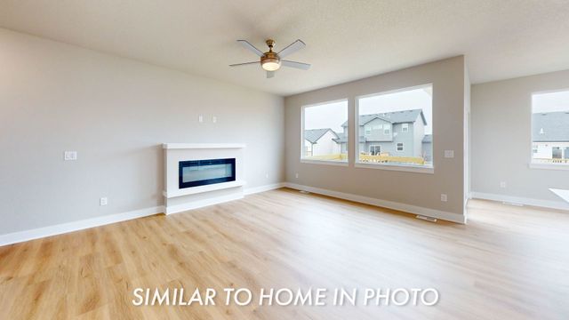 5668 Brook View Avenue, Des Moines, IA 50317