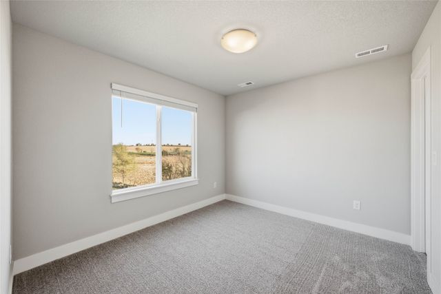 5668 Brook View Avenue, Des Moines, IA 50317