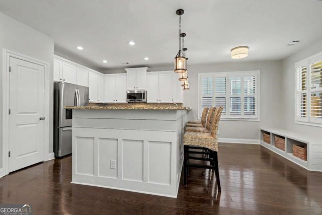 990 Turner Drive SE, Smyrna, GA 30080