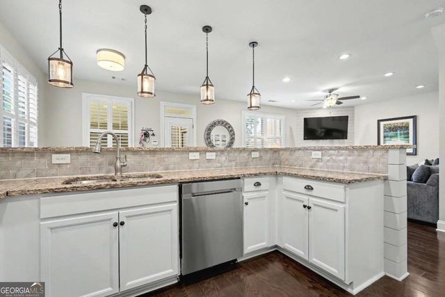 990 Turner Drive SE, Smyrna, GA 30080