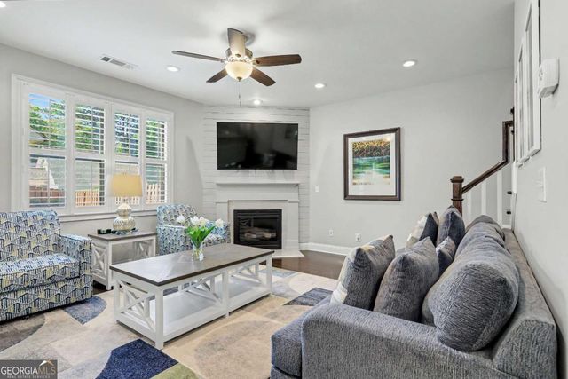 990 Turner Drive SE, Smyrna, GA 30080