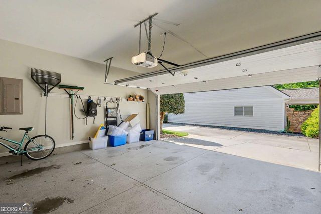 990 Turner Drive SE, Smyrna, GA 30080